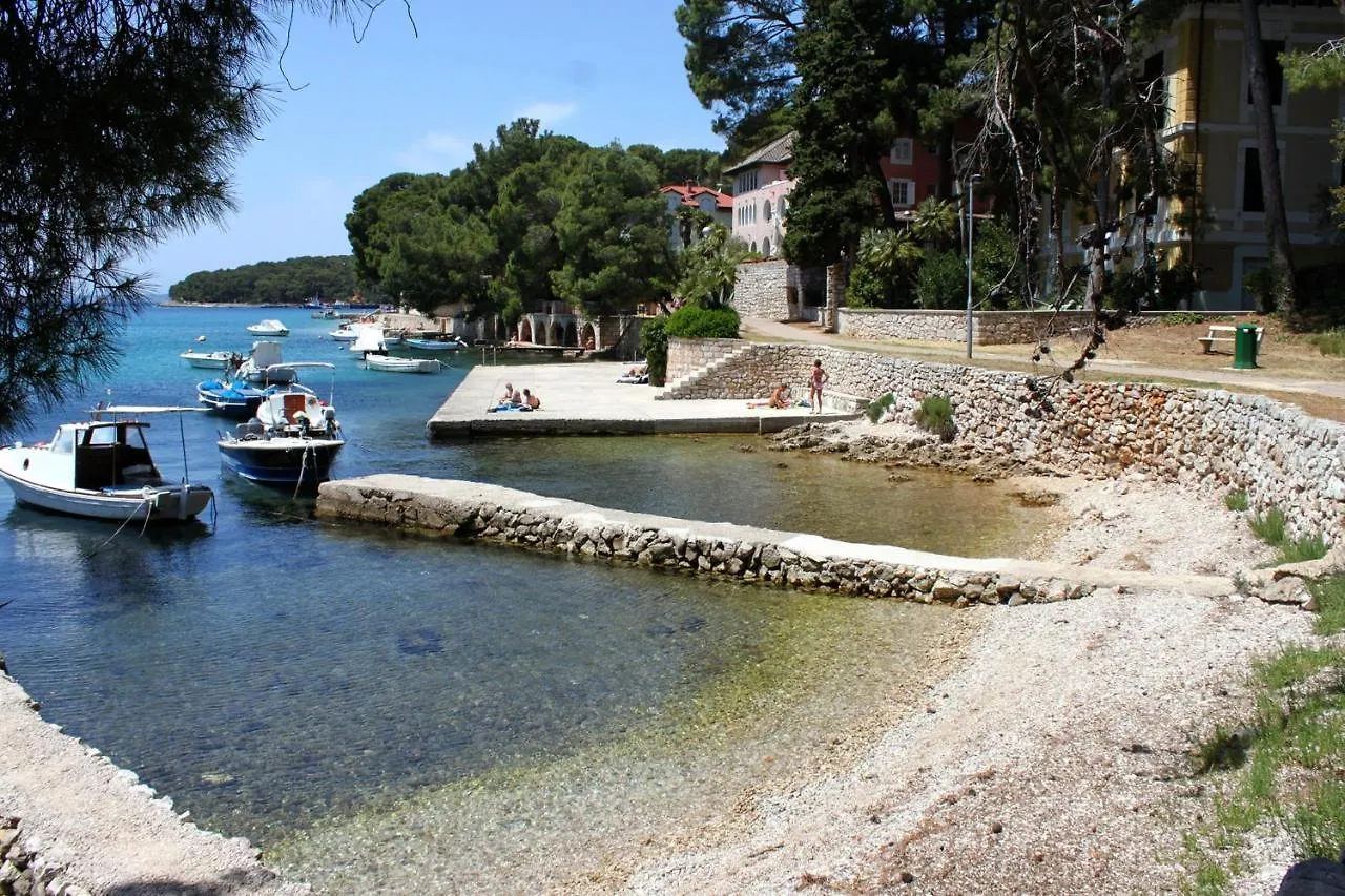 Apartments With A Parking Space Mali Lošinj